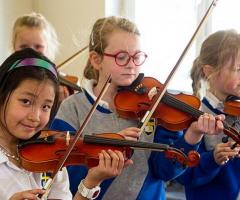 Stradivari Strings: Your Path to Violin Mastery