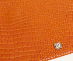 Leather Handbags: Redefine Elegance With Handbags For Women