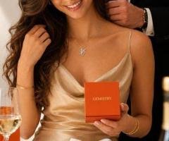 Best Birthday Gift for Wife: Lab Grown Diamond Jewellery Ideas She’ll Love