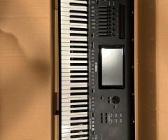 Yamaha Genos 76-Key Digital Arranger-----2600USD - 1