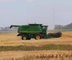 Maximizing Efficiency: Elevating the Longevity of Your John Deere Combine with Authentic Components