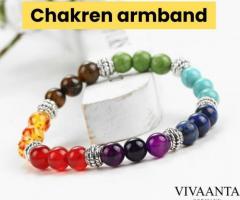 Entdecken Sie Chakren-Armbänder bei Vivaanta