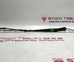 3 Wiper arm left Tesla model X 1046669-00-D