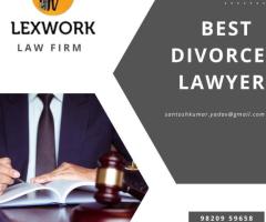 Divorce lawyer consultation at Andheri East, Mumbai