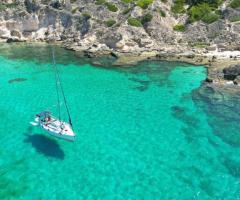 Discover Freedom at Sea: Boat Rent Mallorca with Vela Mayorca