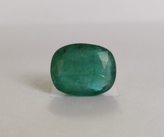 Zambian Emerald Stone 8 ct (8.88 Ratti)