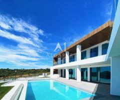 Dream Homes Await: Explore Algarve Properties with Company-A1-Algarve Today!