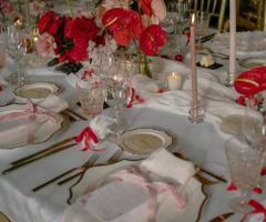 Personalized Wedding Flower Arrangements - The Floral Decor Crafts Your Dream Wedding