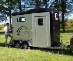 Touring One – Single Horse Trailer