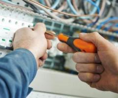 Electrician in Toronto