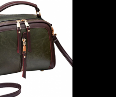 Get PU leather alligator women’s handbag By Vismiintrend