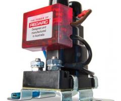 The REDARC smart battery isolator South Australia works with power-saving technology
