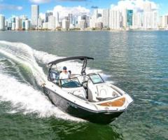 Luxury Boat rental agency in Miami Beach