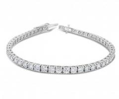 Pick the Perfect Diamond Tennis Bracelet in 14k Gold