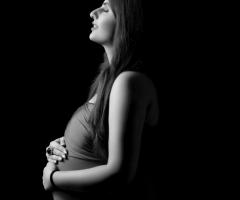 Maternity and Pregnancy Photoshoots in Noida