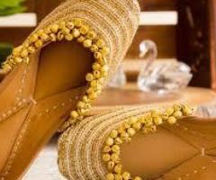 Buy Stylish Juttis Online with Free Shipping