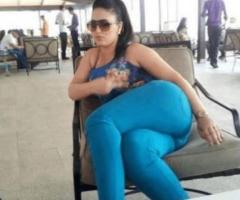 Call Girls In Laxmi Nagar { 8860406236 @3 Star Hotels Delhi Escorts In 24/7 Delhi NCR
