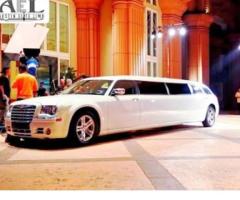Start or end your trip with airport transfer service San Antonio
