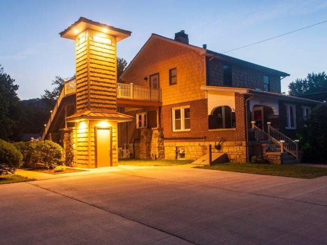 Stay Near Seven Ski Resort, Champion Pennsylvania