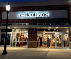 Shop Trendy Women’s Fashion at Apricot Lane Boutique Middletown.