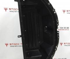 1 Engine compartment box Tesla model S REST 1060453-00-D