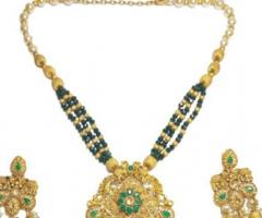 BRASS NECKLACE WITH WHITE PEARL In Agra