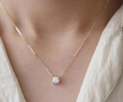 Unleash Your Style with Crystal Necklaces